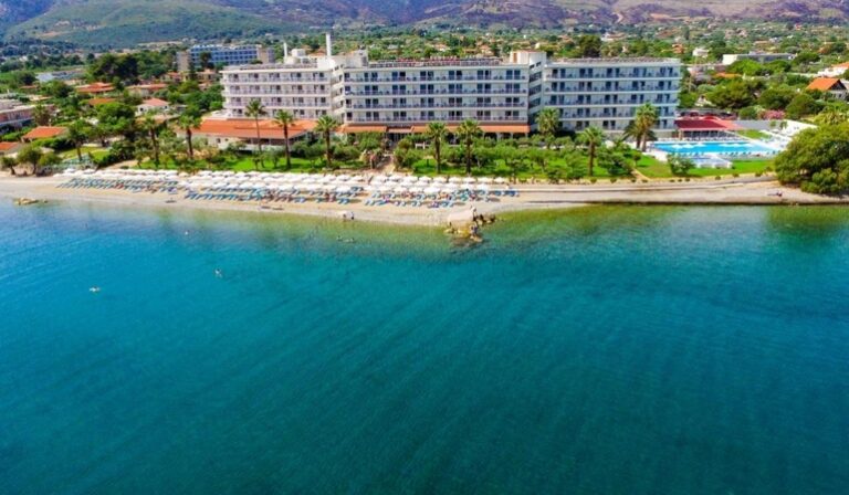 Calamos Beach Family Club Hotel***
