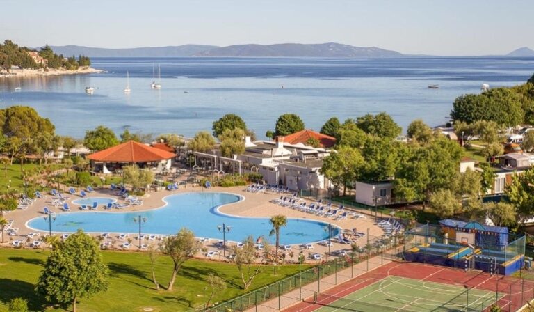 Camping Residence Oliva***