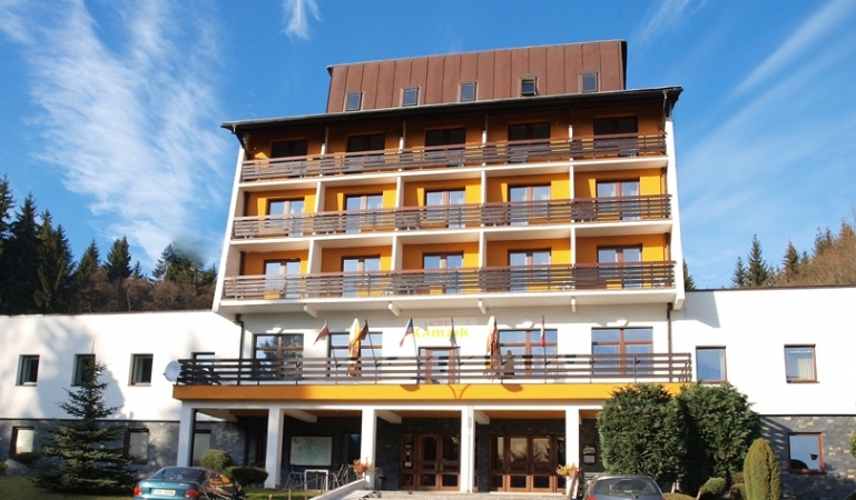Hotel Kamzík ***