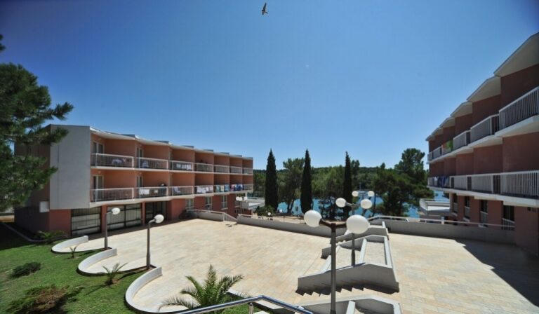 Hotel Centinera***