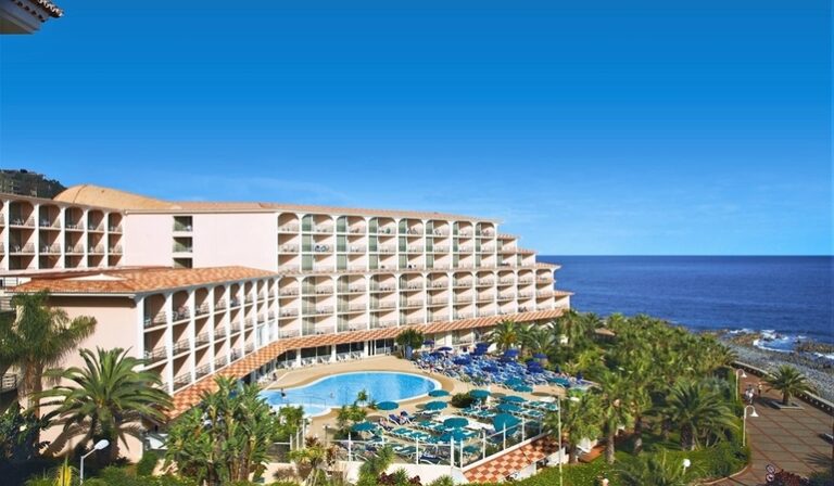 Hotel The Views Oasis****