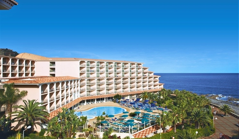 Hotel The Views Oasis****