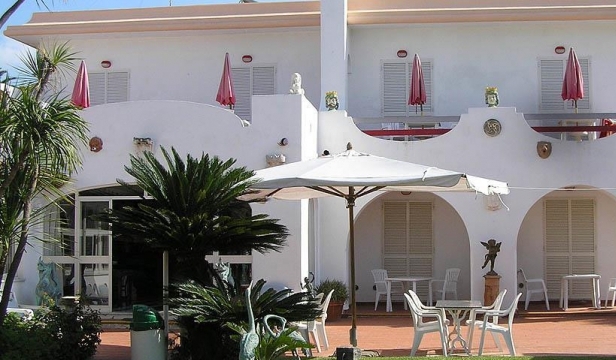 Hotel Corona***