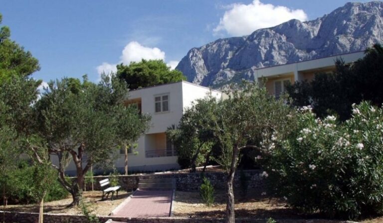 Hotel Rivijera**