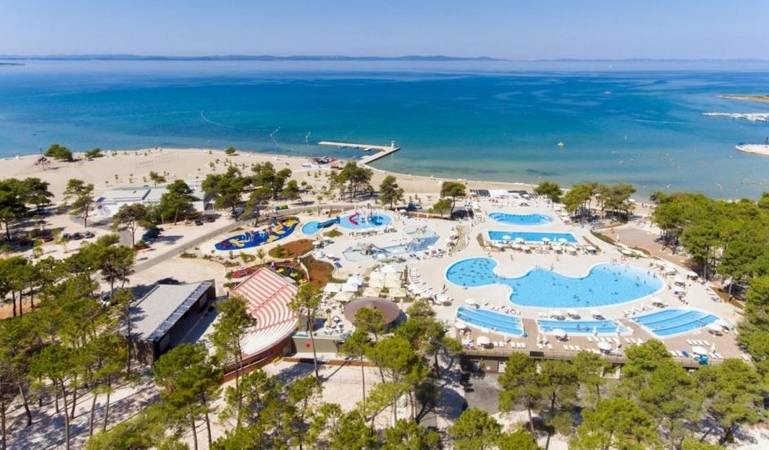 Zaton, Holiday Resort***